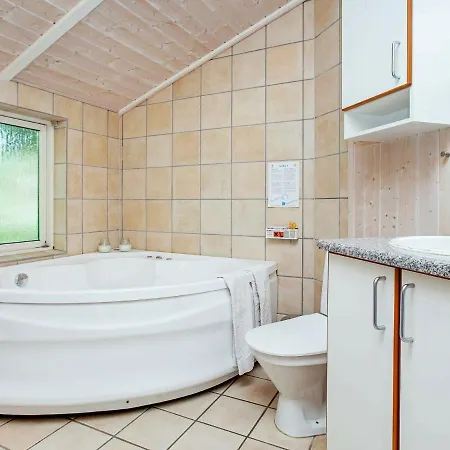 Five-bedroom Holiday In Juelsminde 1 Vakantiehuis Slagelse